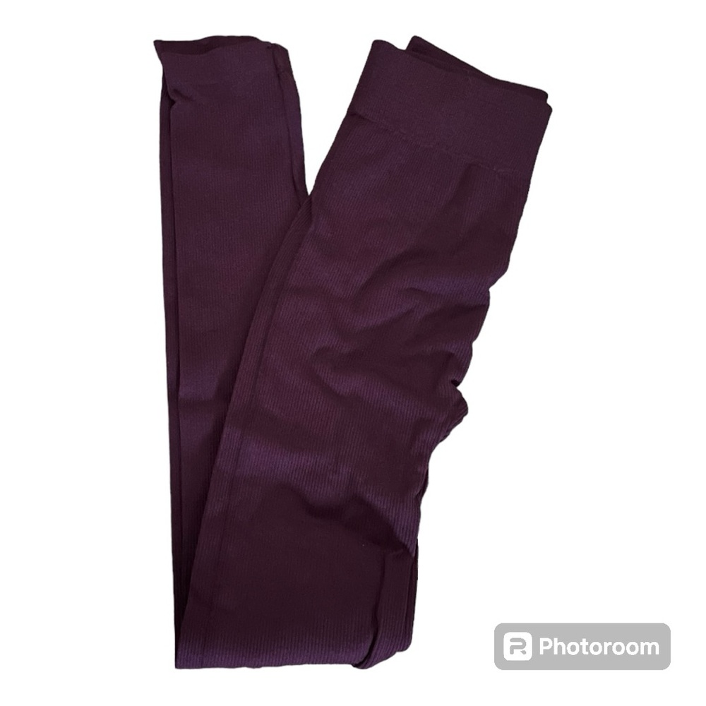 Seamless Ribbed racerback tank top and leggings - Picture 3 of 6